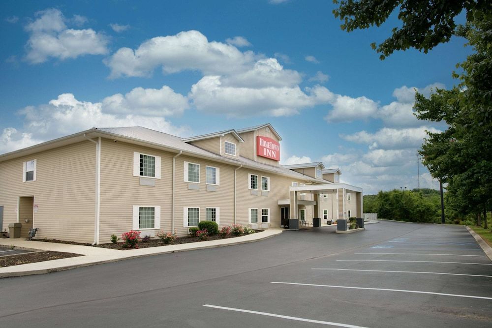 HomeTown Inn-Ringgold 1