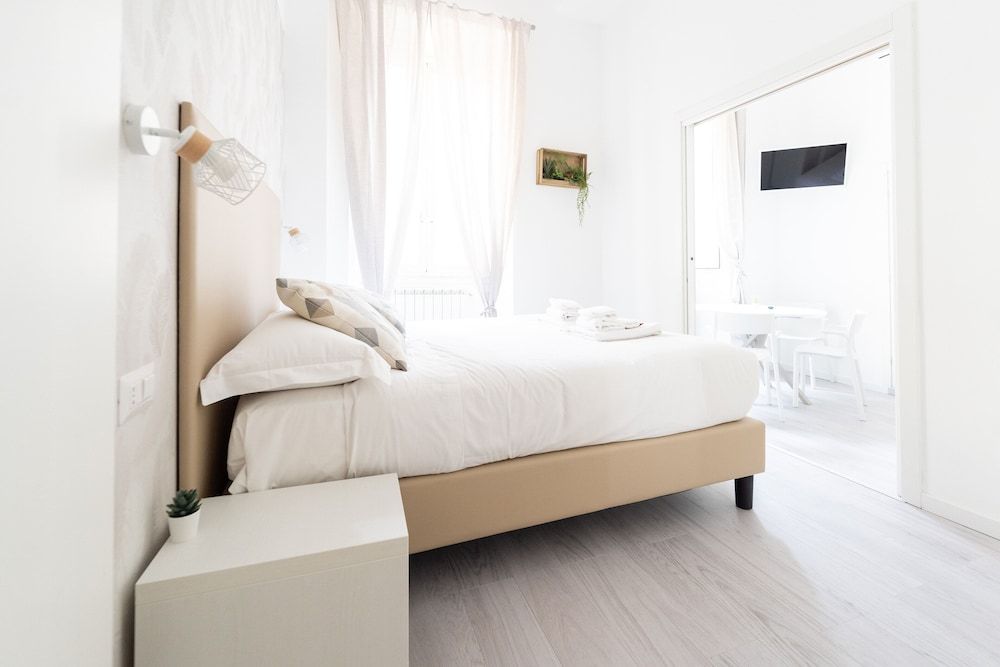 White Gioberti Guesthouse 1