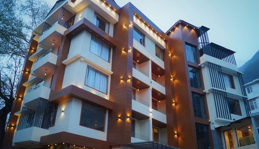 Comfort Inn Snow Park, Manali 1