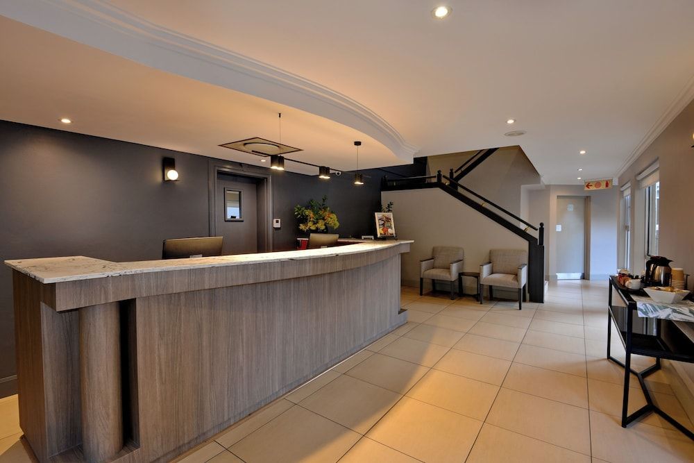Courtyard Hotel Sandton 2