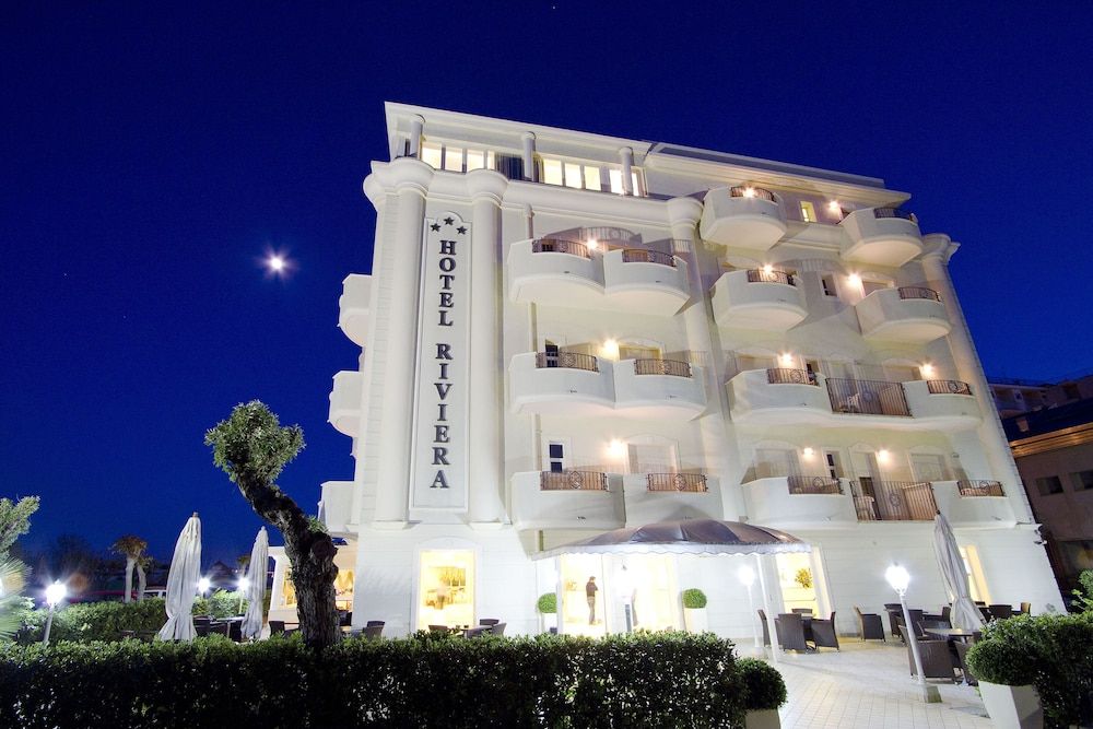 Hotel Riviera 1