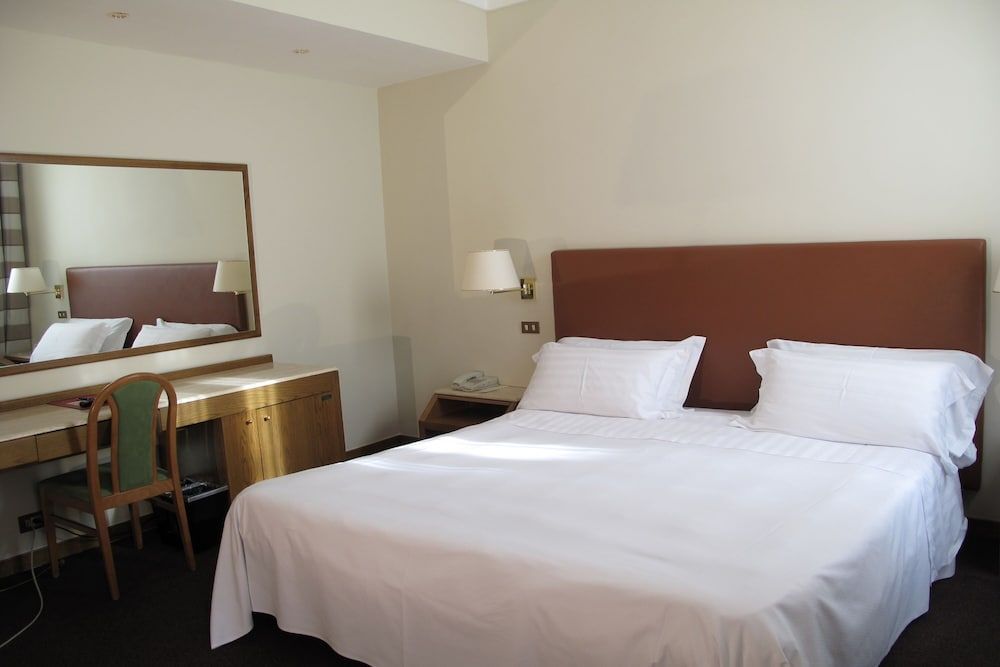 Hotel Albergo Santa Chiara 1