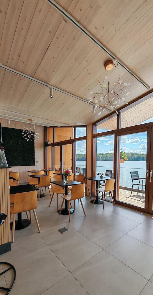 Bella Lake Resort 2