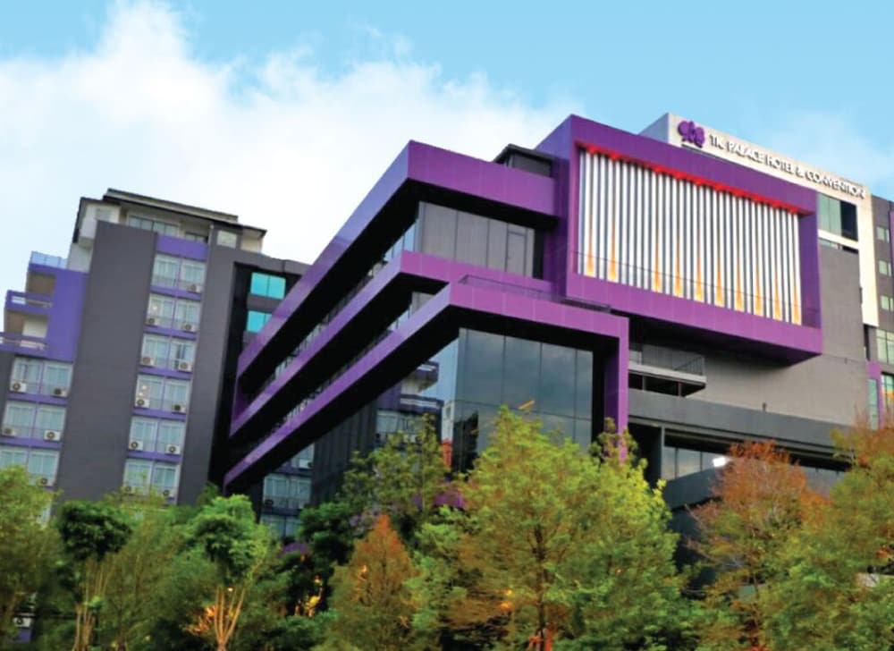TK Palace Hotel & Convention Bangkok 1