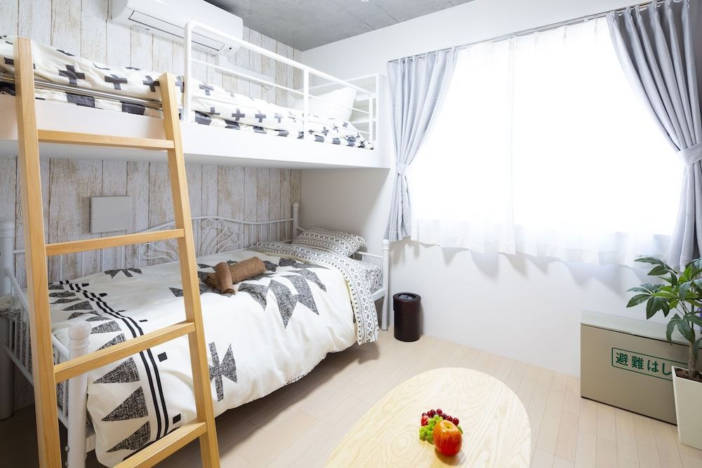 Laffitte Hirai Condominium Hotel 2