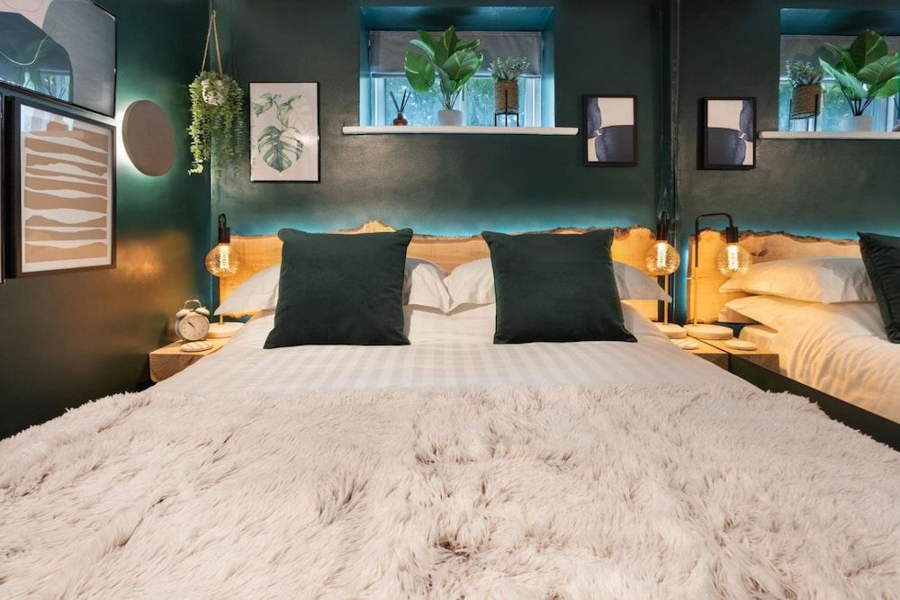 Eden Escape - Comfy Apartment Quiet Neighbourhood 2