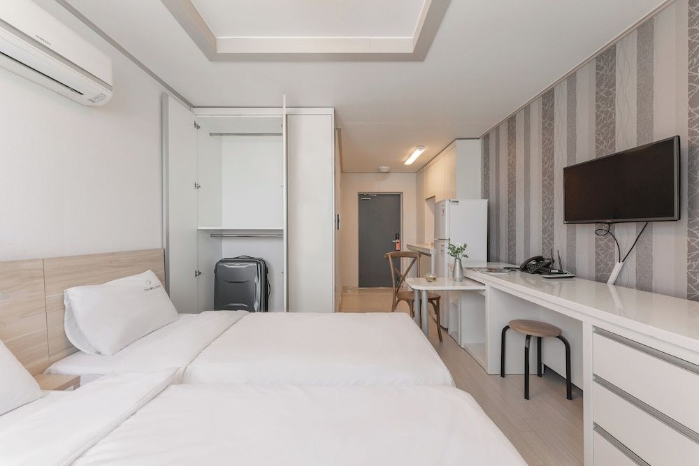 Staywell Hotel 1