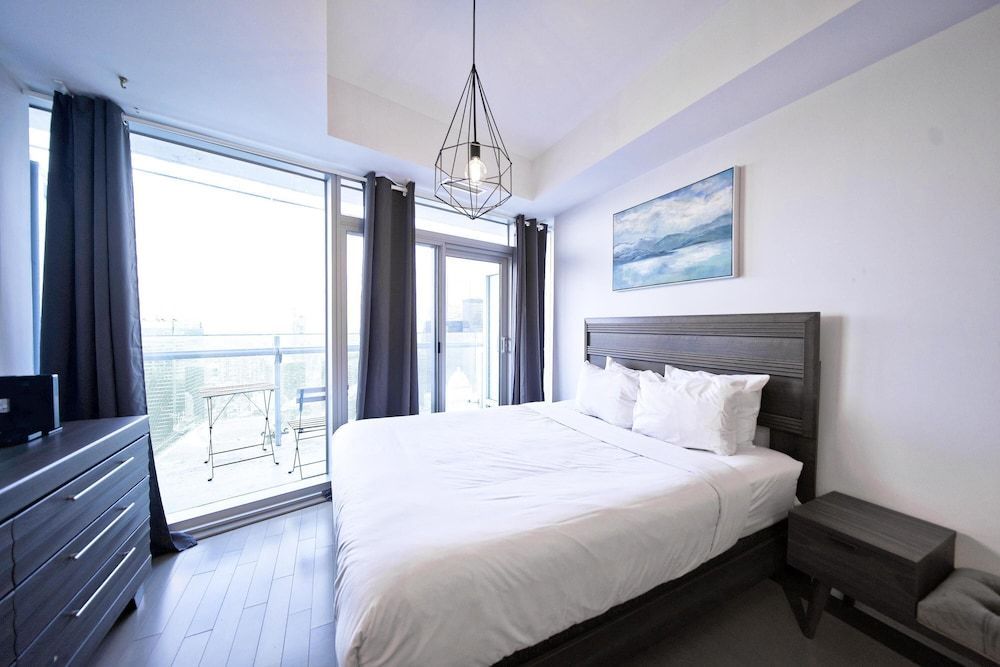 Kensington Living - Toronto 1