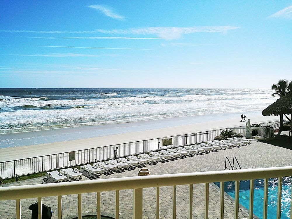 Emerald Shores Hotel - Daytona Beach 1