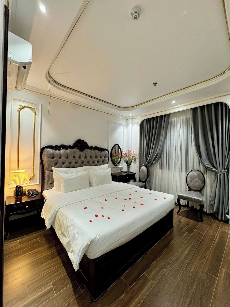 Royal Hanoi Hotel 2