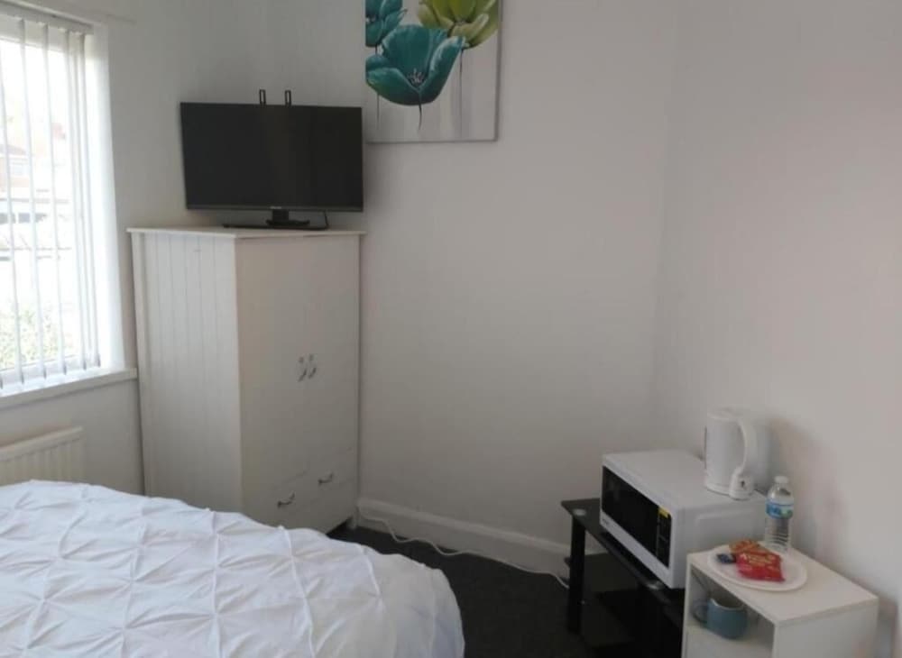Fresher Space Home Stay 1