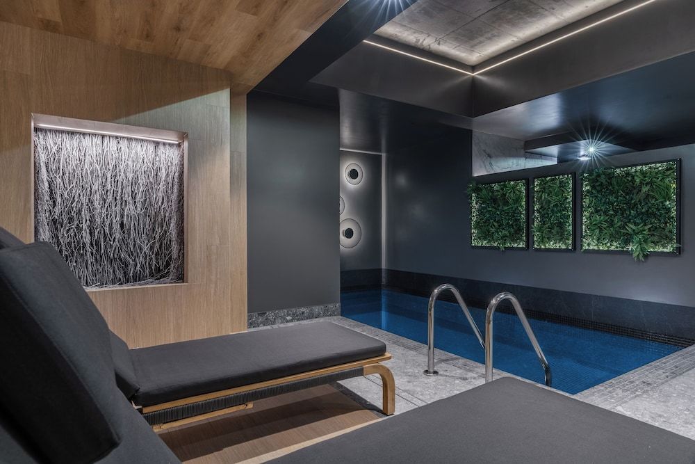 Reset in So Soho Spa Collection 1