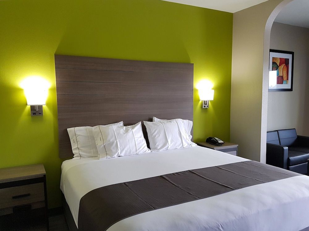 Empire Inn Cypress 1