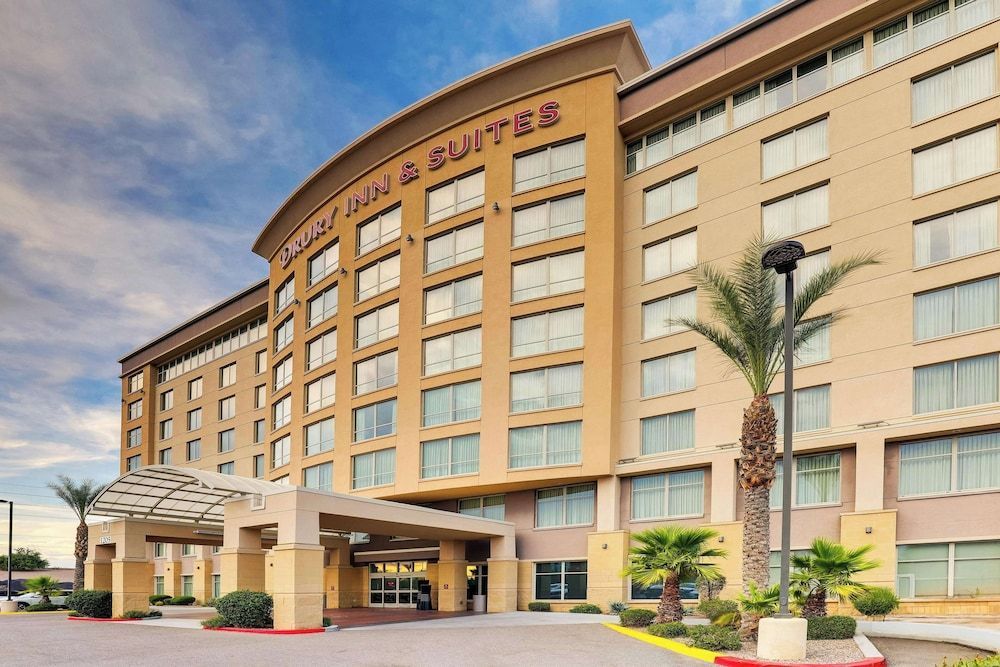 Drury Inn & Suites Phoenix Chandler Fashion Center 1