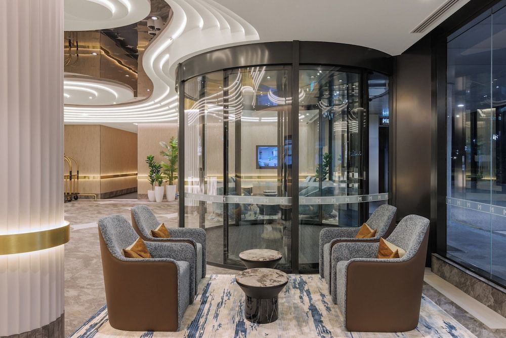 Meriton Suites Broadbeach 1