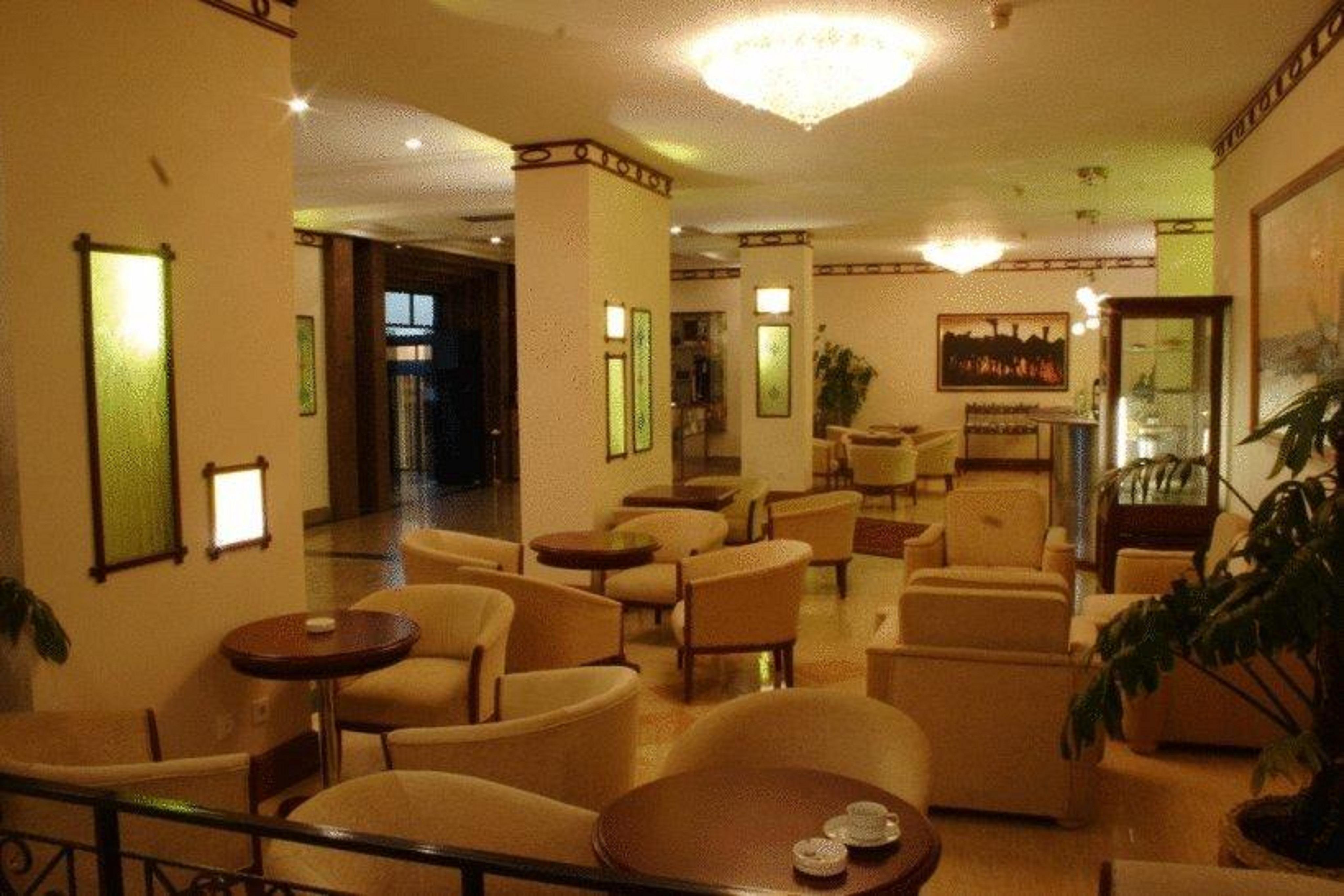 Grand Hotel Europe 1
