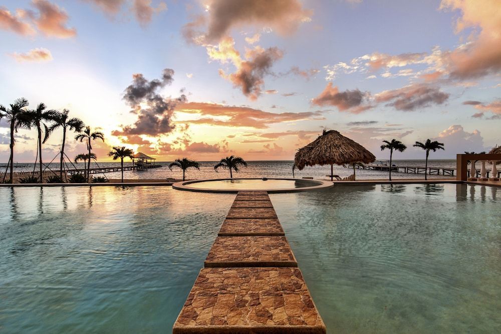 Hol Chan Reef Resort & Villas 1