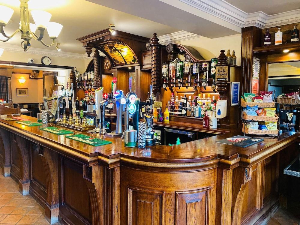The Oaks Hotel 1