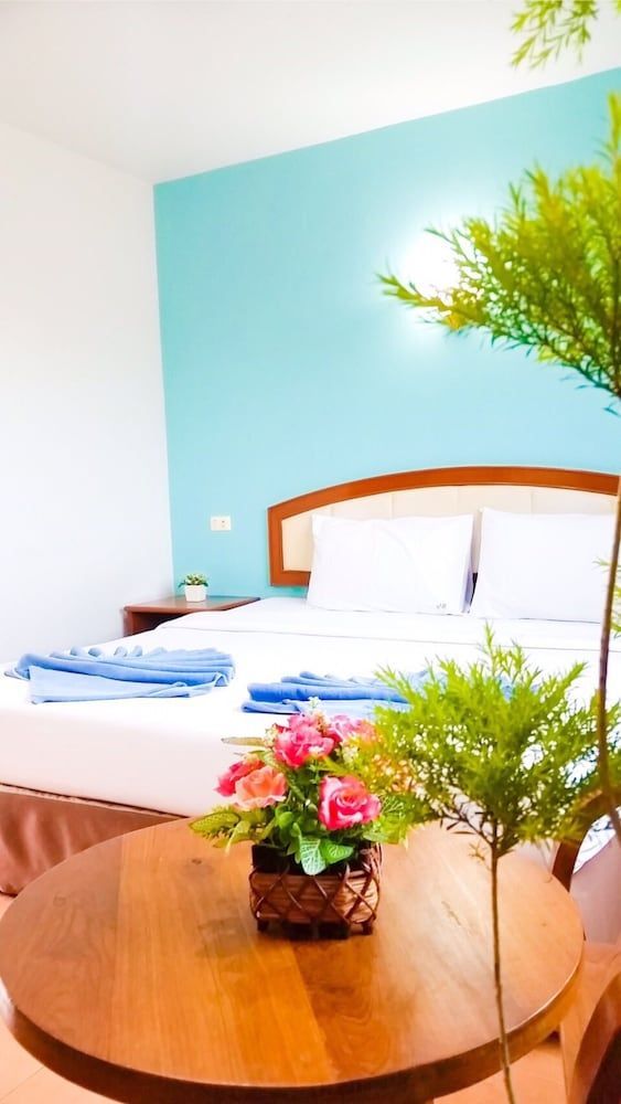 J.Holiday Inn Krabi 1