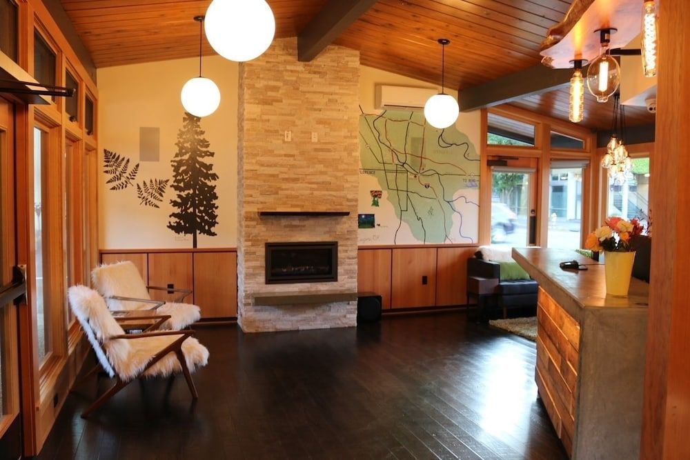 Timbers Inn 2