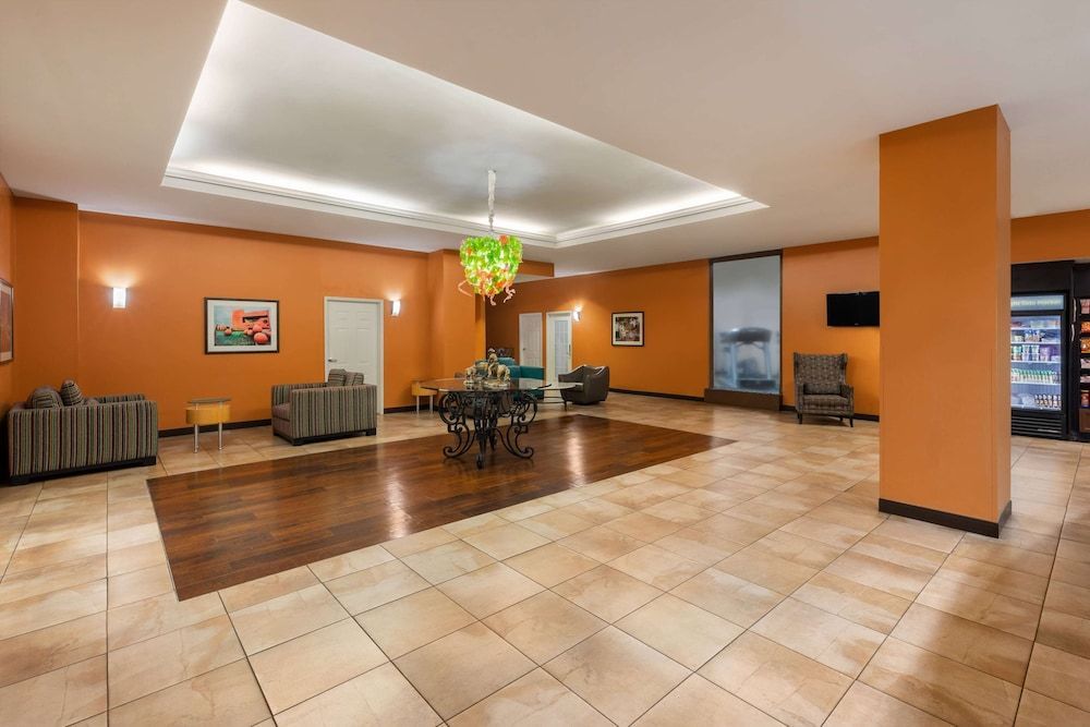 La Quinta by Wyndham San Antonio Medical Ctr. NW 2