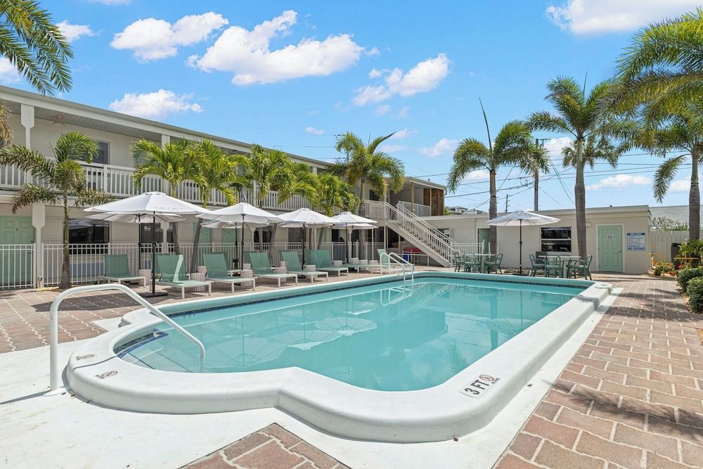 Hotel Cabana Clearwater Beach 1