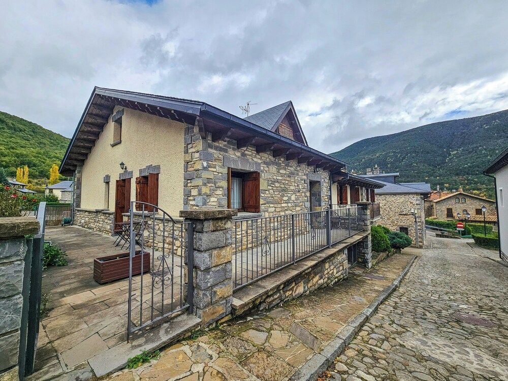 Apartamentos Casa Boira 3000 1