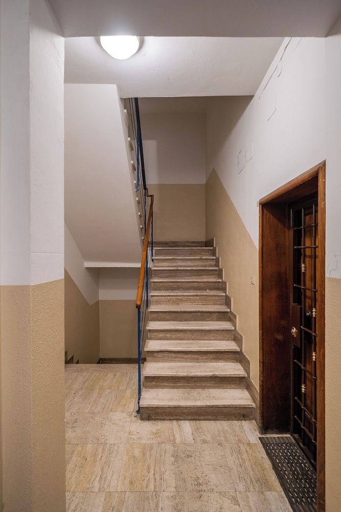 Porta Mascarella Apartment by Wonderful Italy 2