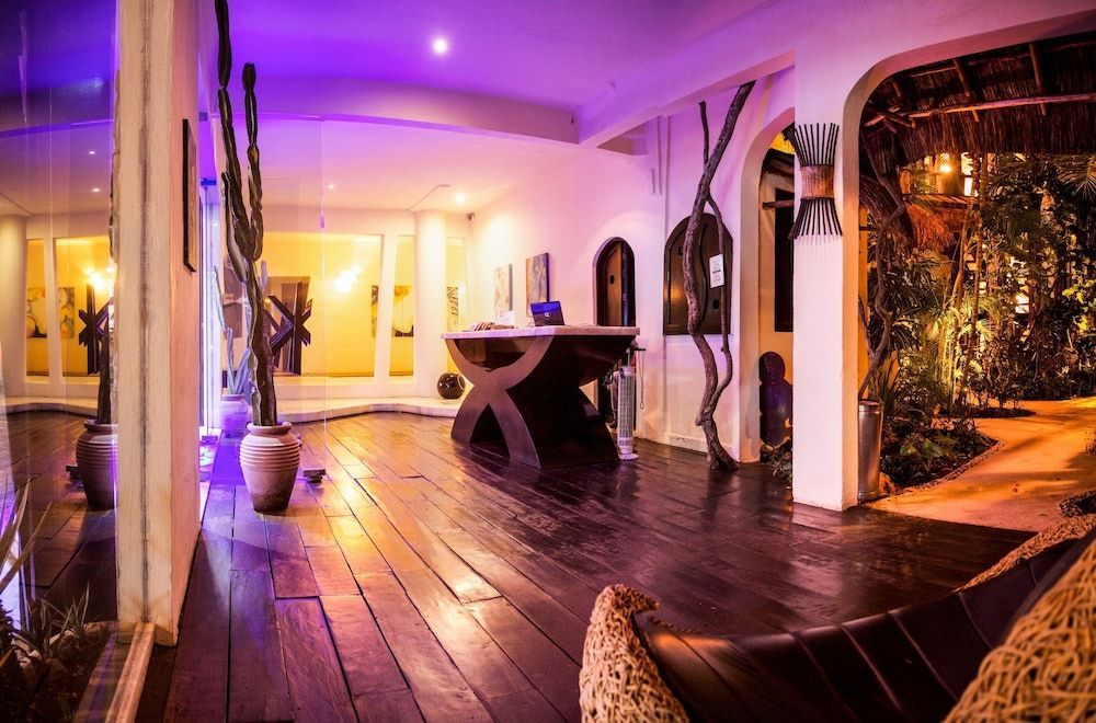 Kinbe Deluxe Boutique Hotel 2
