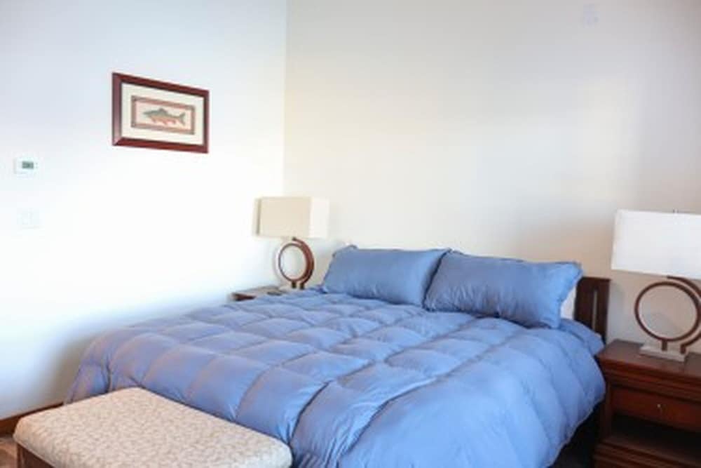 Inn At Whittier 2