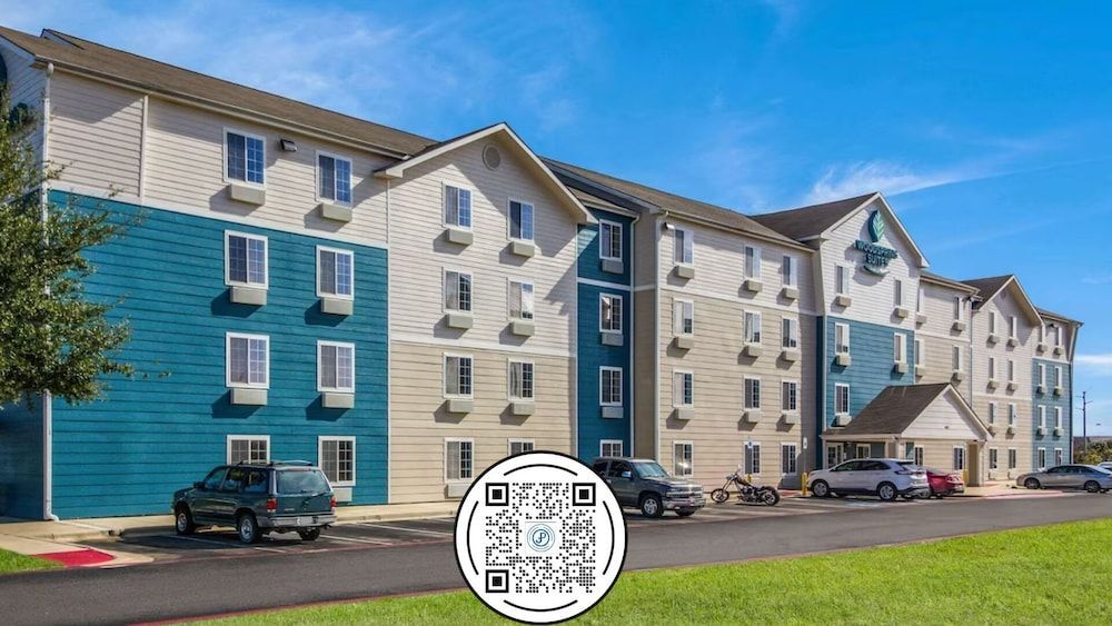 WoodSpring Suites Houston Baytown 1