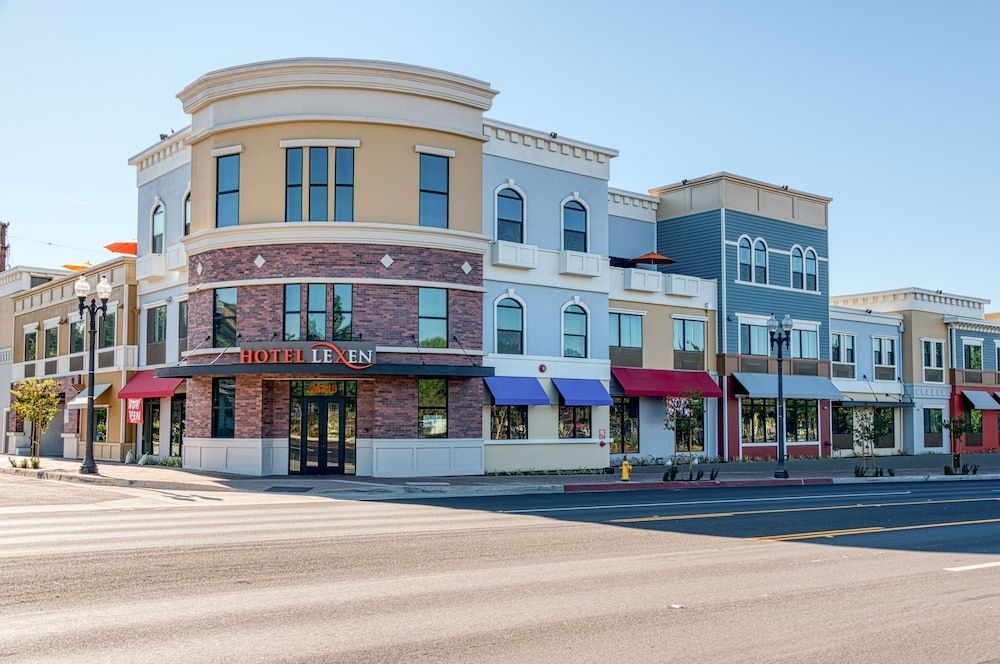 Hotel Lexen Newhall & Santa Clarita - Near Six Flags Magic Mountain 1