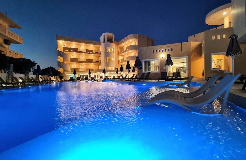 Sunny Bay Hotel 1