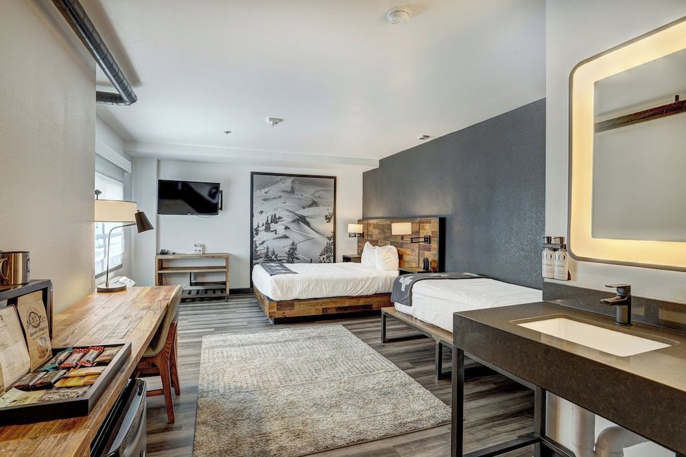 Gravity Haus Breckenridge 1