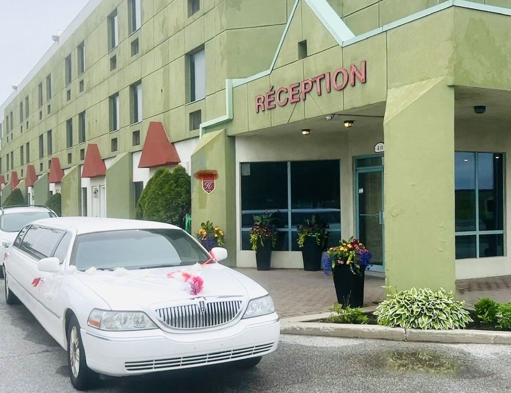 Days Inn by Wyndham Ste. Helene-de-Bagot 1