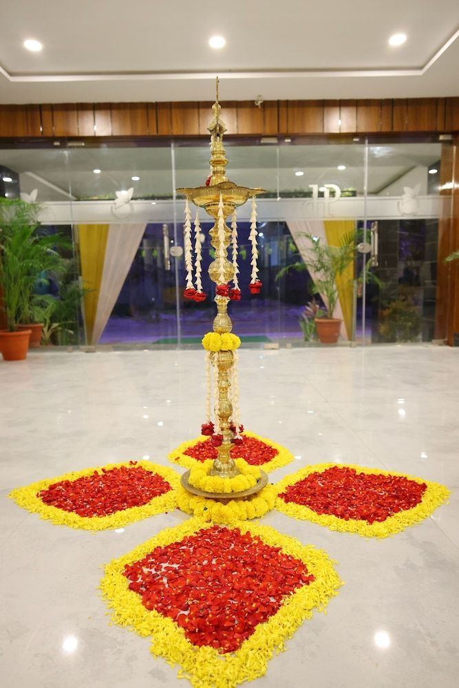 HOTEL GRAND ORCHID 2