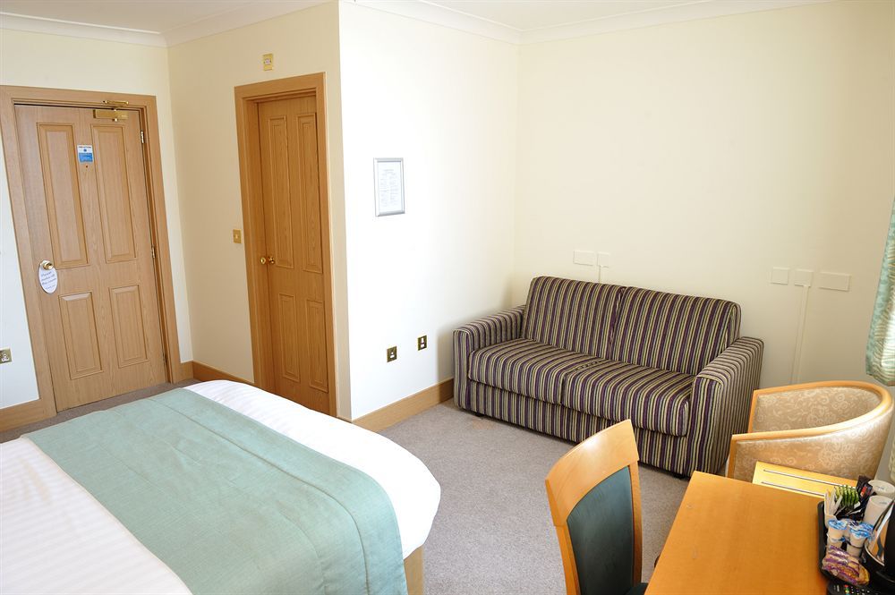 Carousel Hotel 2