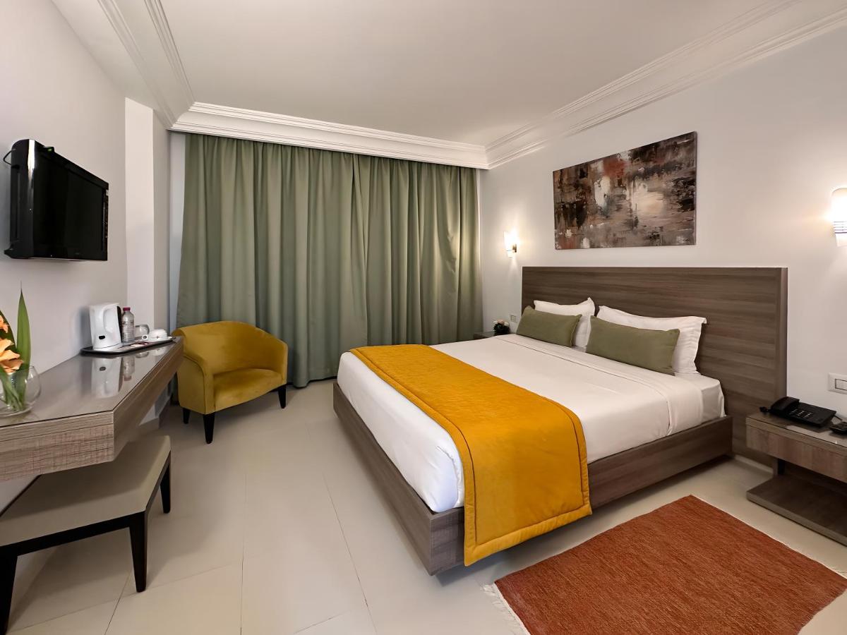 El Oumara Hotel 2