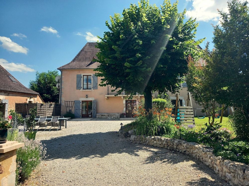 Au pays de Jacquou Chambre d'hôtes et table d'hôtes en Dordogne 1
