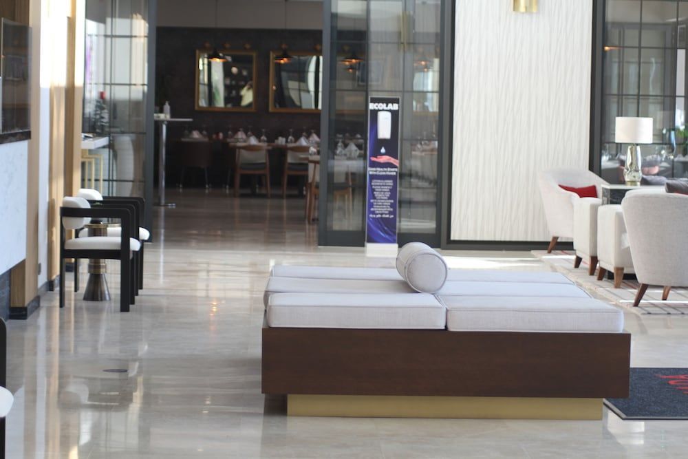 Ramada by Wyndham Izmir Aliaga 2