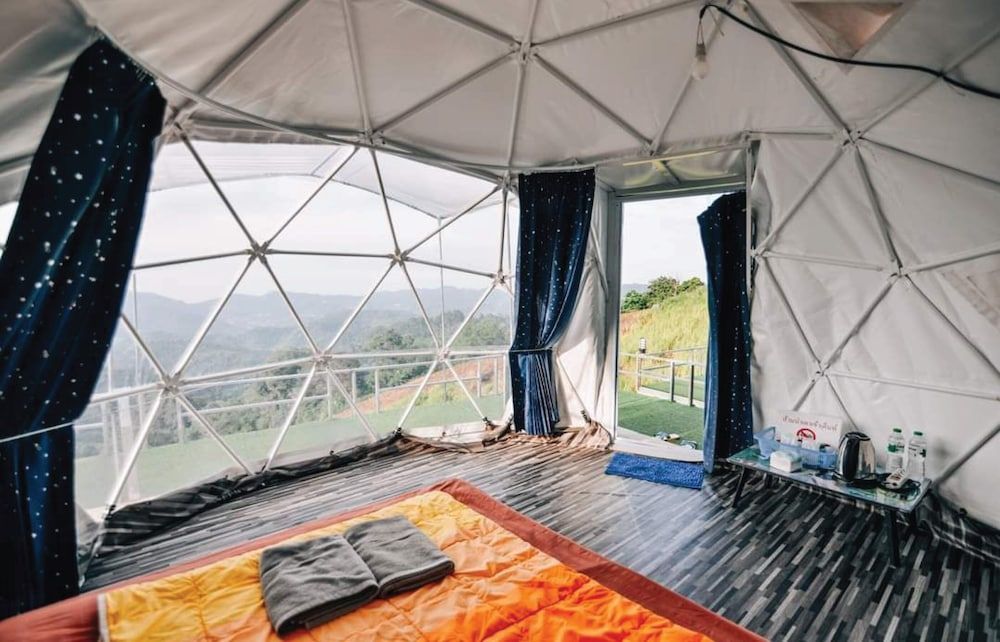 Ahcnng Camp 1