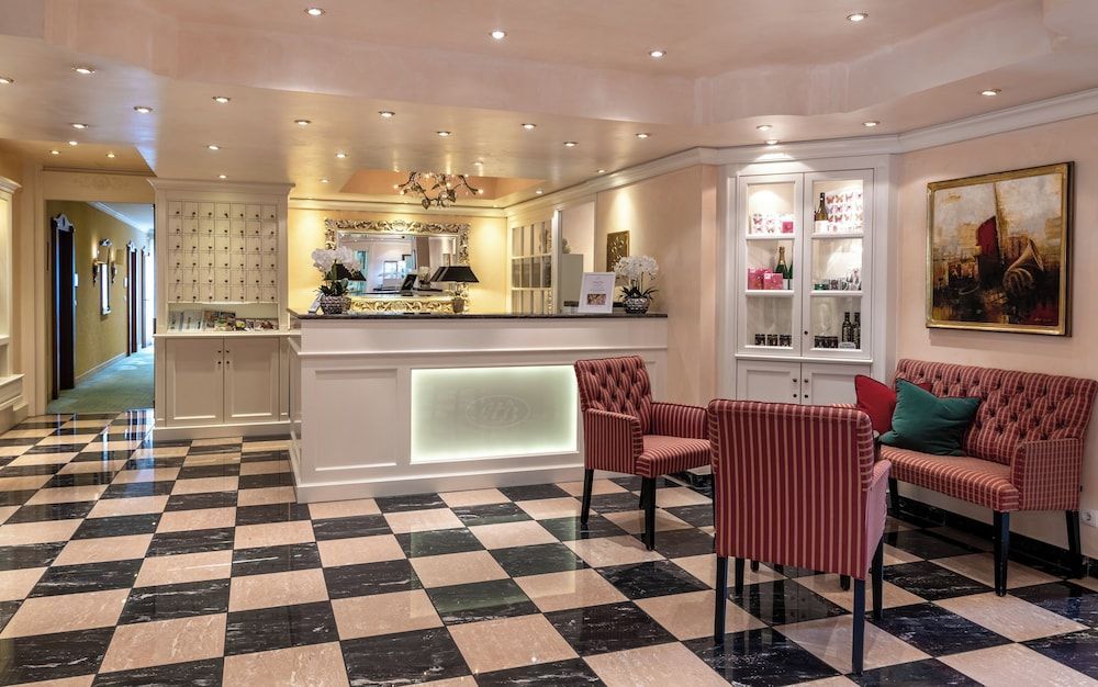 Relais & Châteaux Hotel Schwarzmatt 2