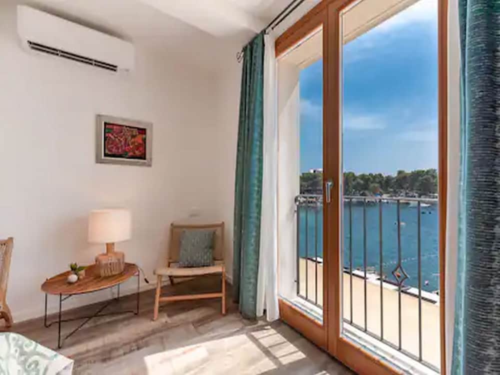 Rooms Carija 1