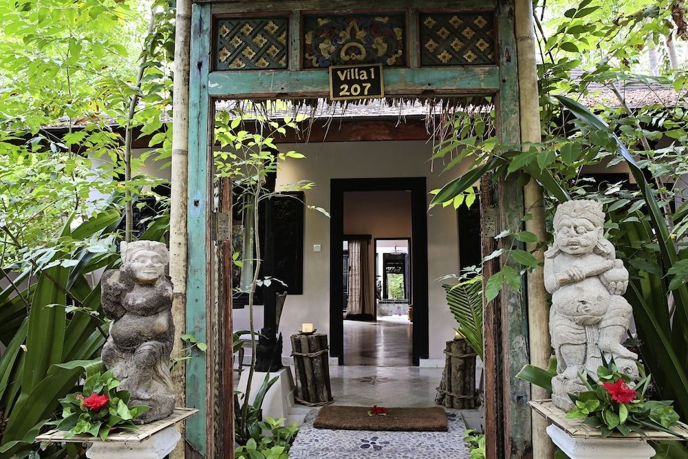 Beach Villas Lombok 1