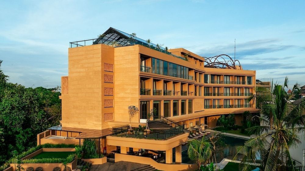 Paris - Legian - Noema Resort Pererenan - Legian
