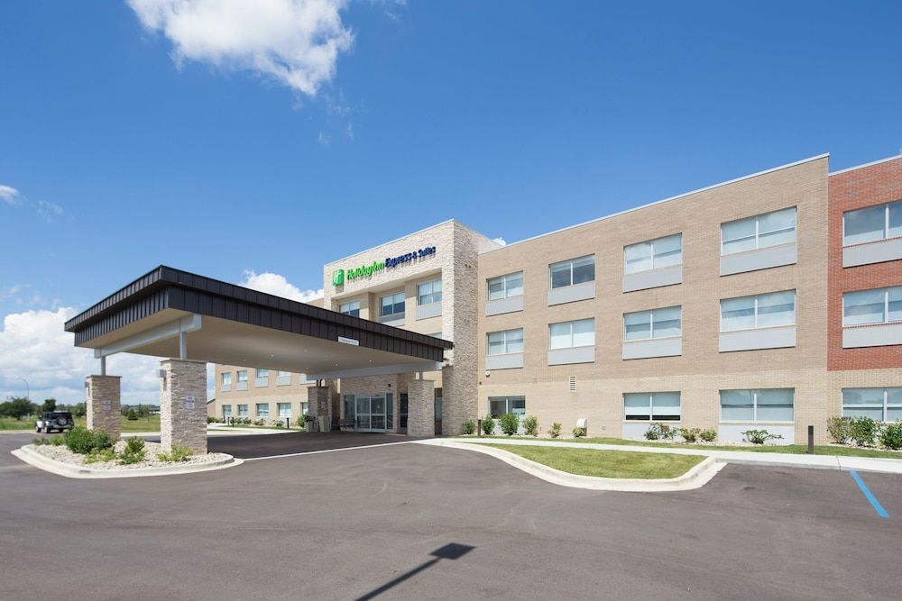 Holiday Inn Express & Suites ROCHESTER HILLS - DETROIT AREA by IHG 1