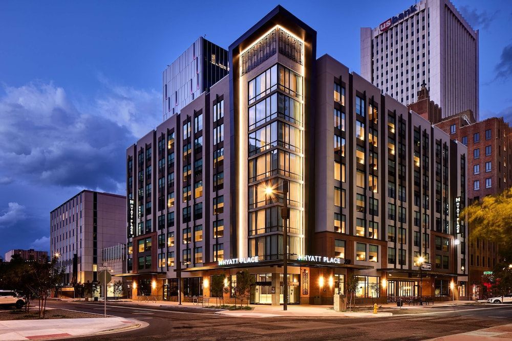 Hyatt Place Phoenix/Downtown 1