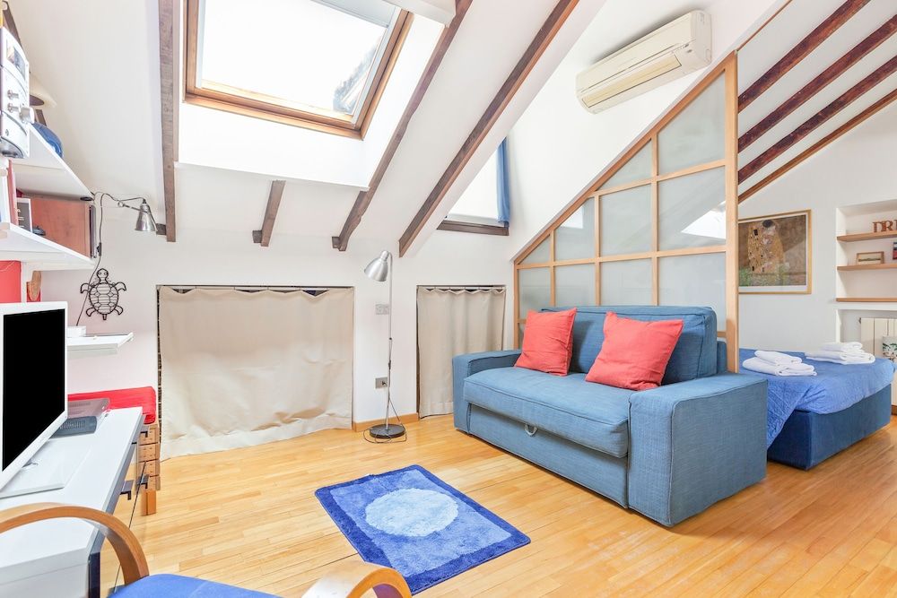 GuestHost - Piazza Risorgimento Cosy Studio 1