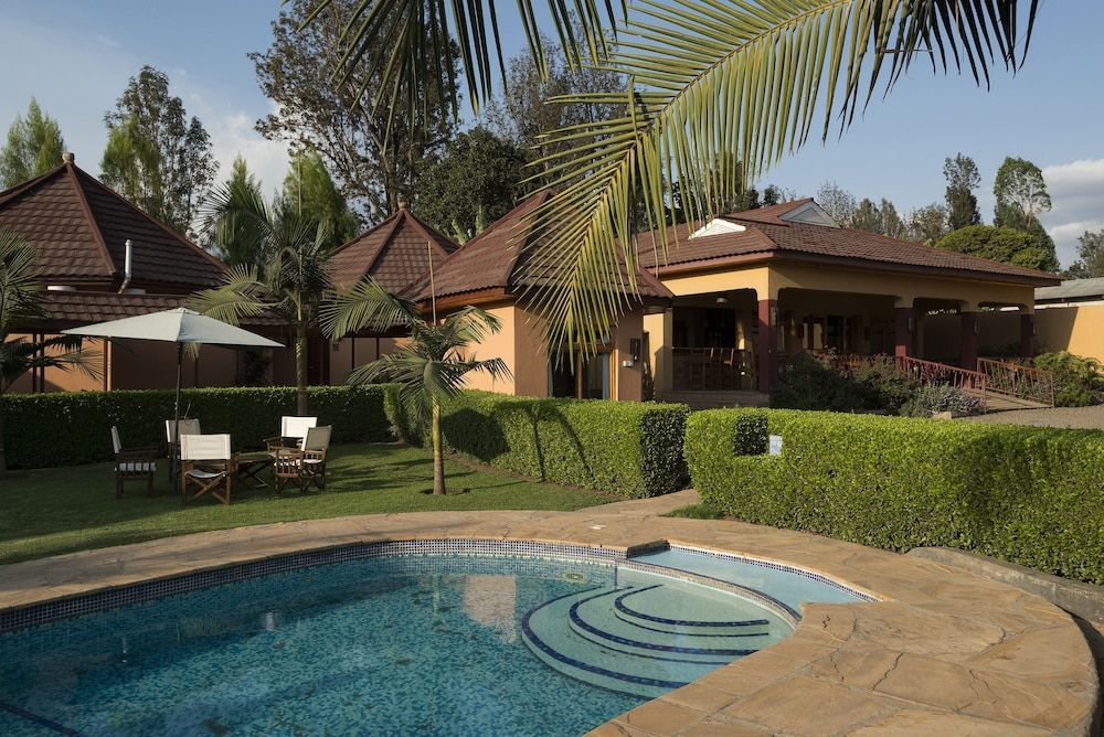Ahadi Lodge 1