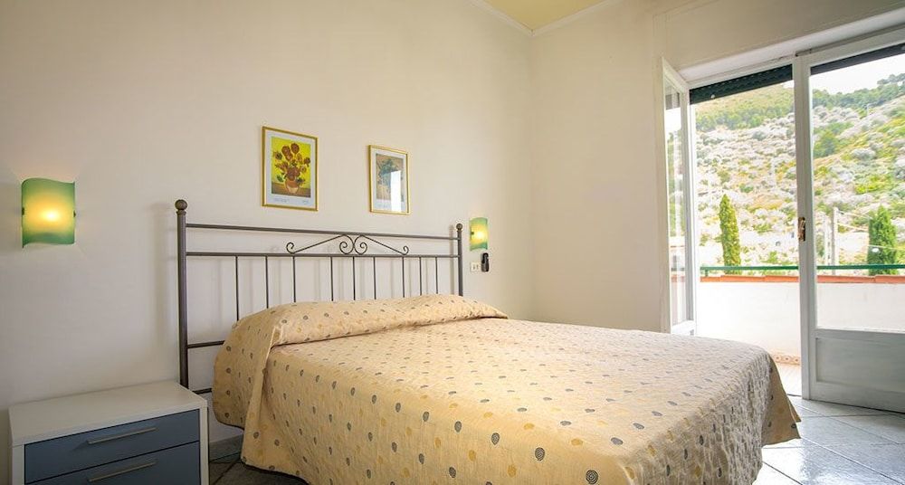 Baia Marticana Residence Hotel 2